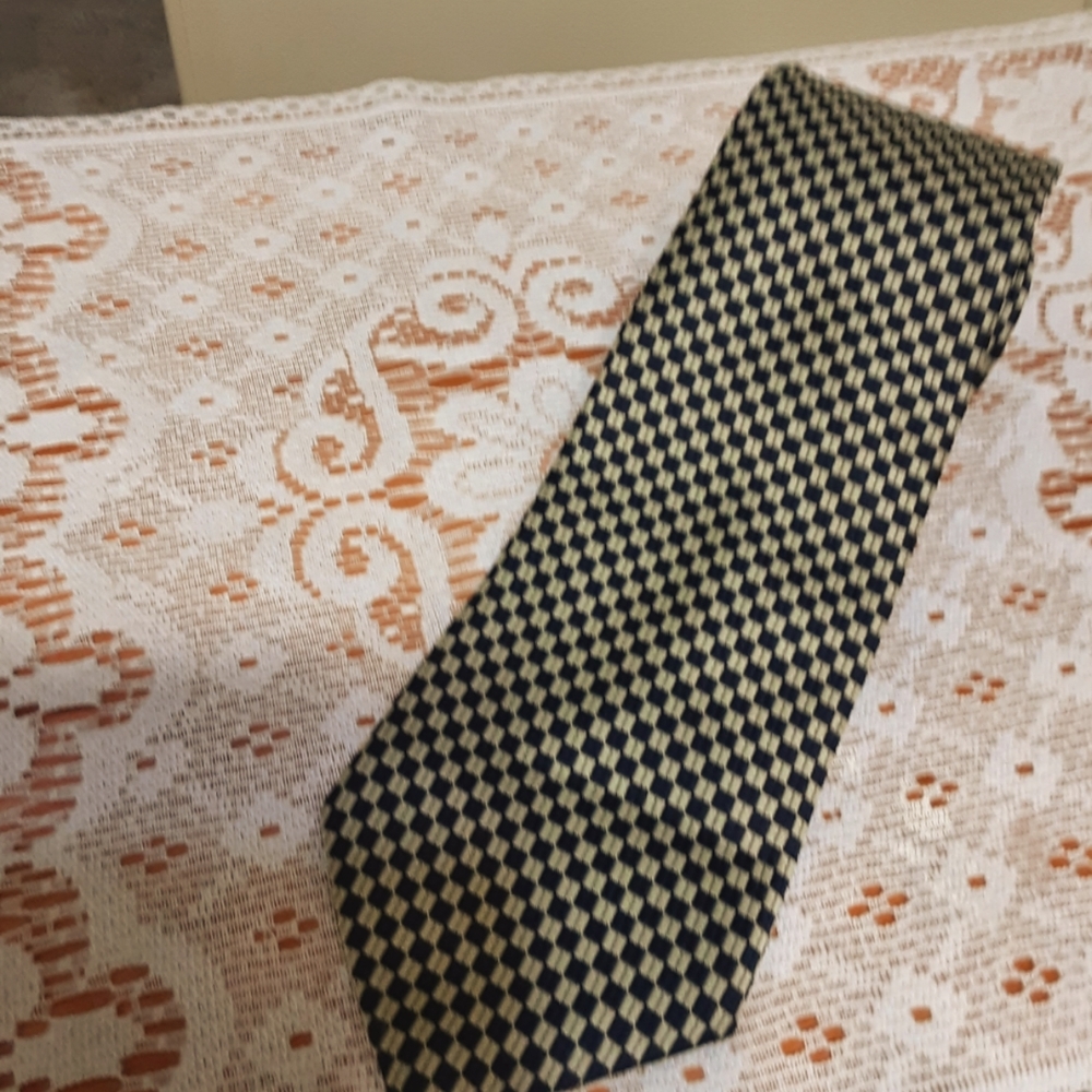 KETCH Tie. Two Ties/$5